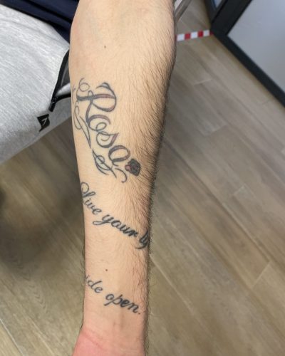 Tatuaje pierna cover up