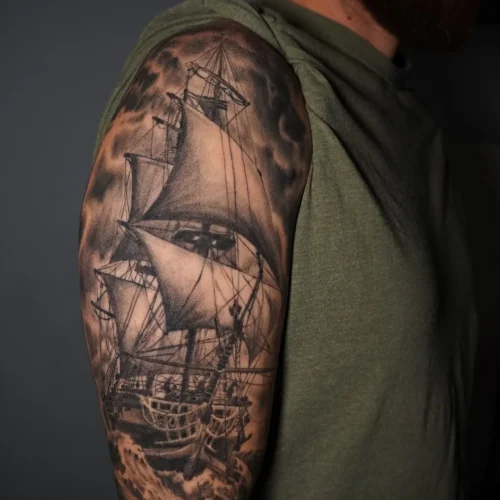 Realismo barco tatuaje Evo