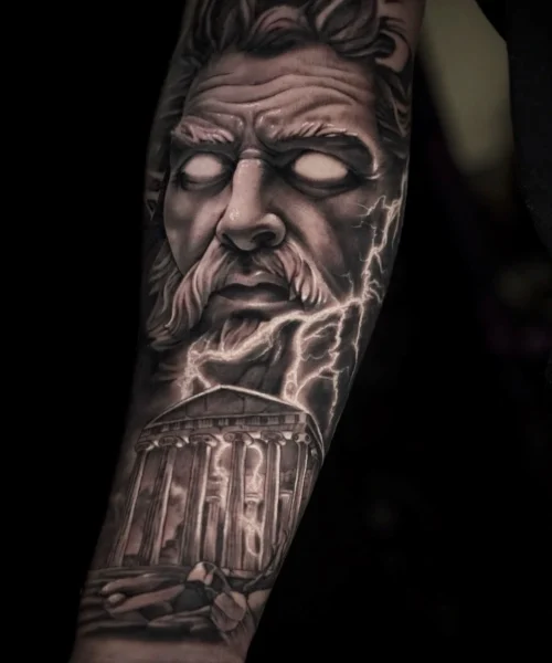 Tatuaje realista de Zeus