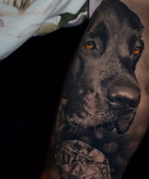 RETRATO-REALISTA-CURADO-EVO--rotated